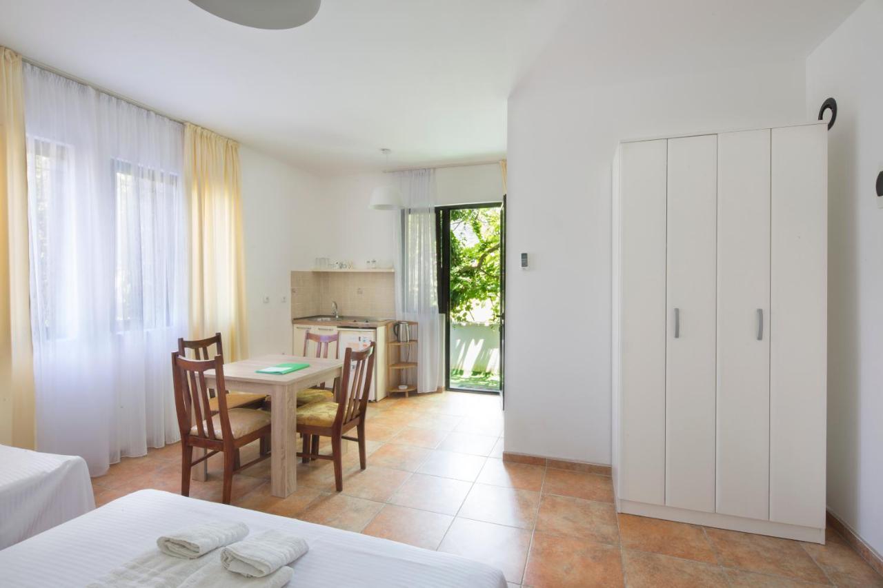 Apartments Al Parma Budva Eksteriør bilde