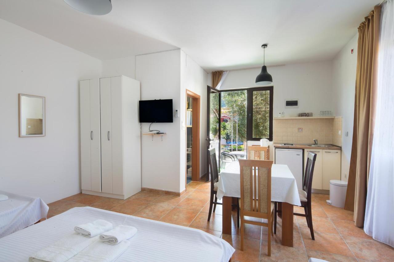 Apartments Al Parma Budva Eksteriør bilde