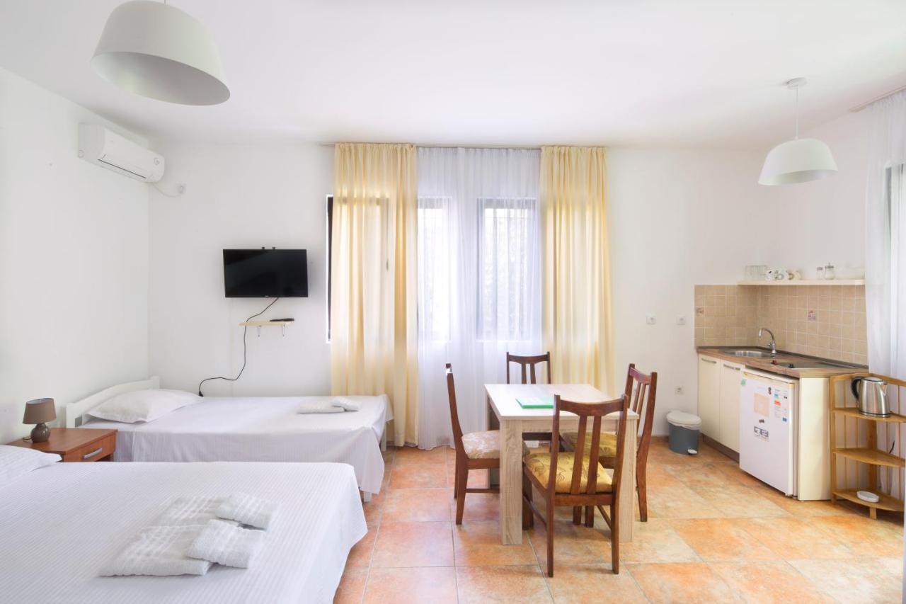 Apartments Al Parma Budva Eksteriør bilde