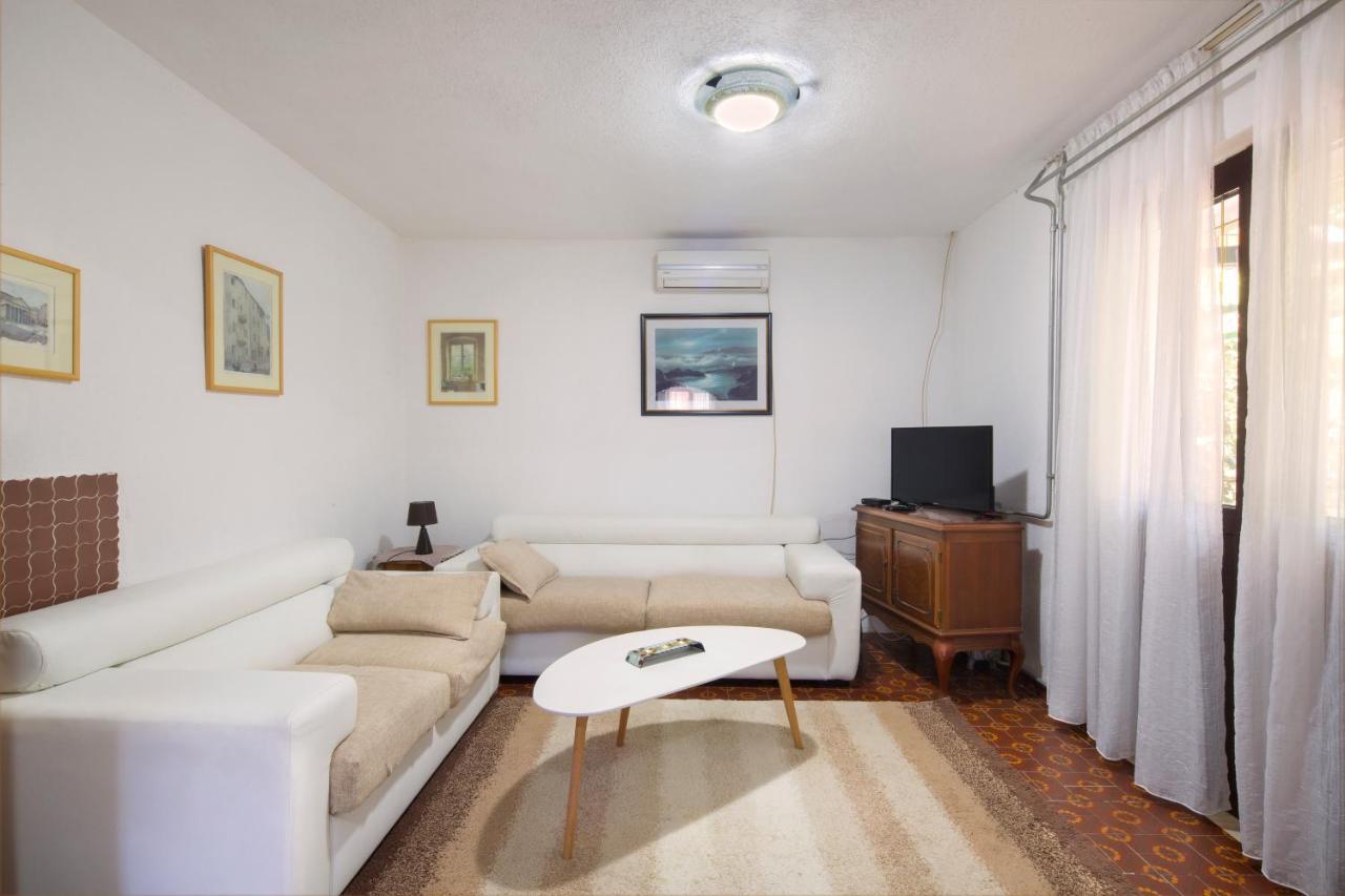 Apartments Al Parma Budva Eksteriør bilde